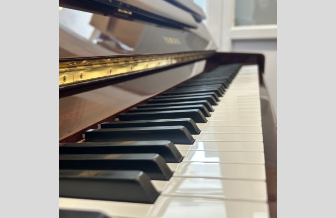 Yamaha Polished Mahogany M1J Upright Piano, Used - All Inclusive Premium Package (SN:D3715588) - Image 8